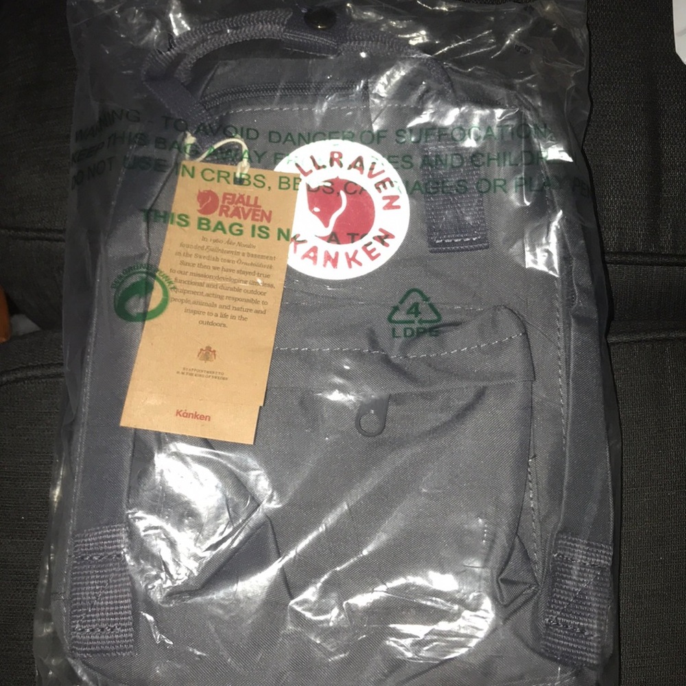 NEW still in bag Fjallraven Kanken mini backpack